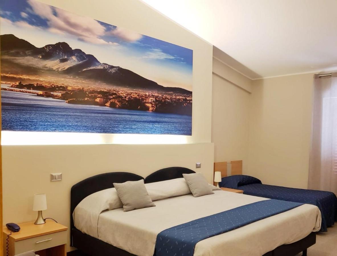 Il Gabbiano Hotel Termini Imerese Exterior foto