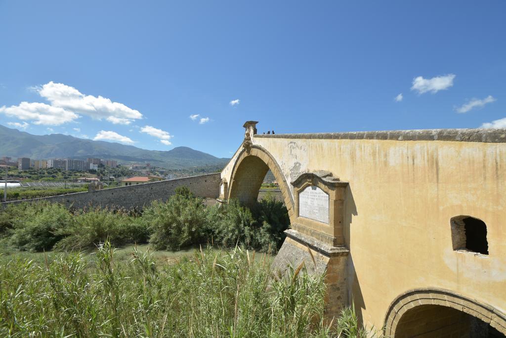 Il Gabbiano Hotel Termini Imerese Exterior foto